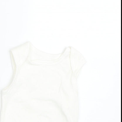 Primark Baby White   Basic T-Shirt Size 0-3 Months