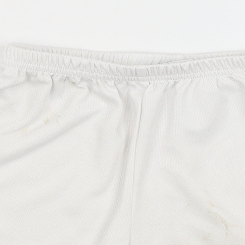 Manav Boys White   Bermuda Shorts Size 4 Years