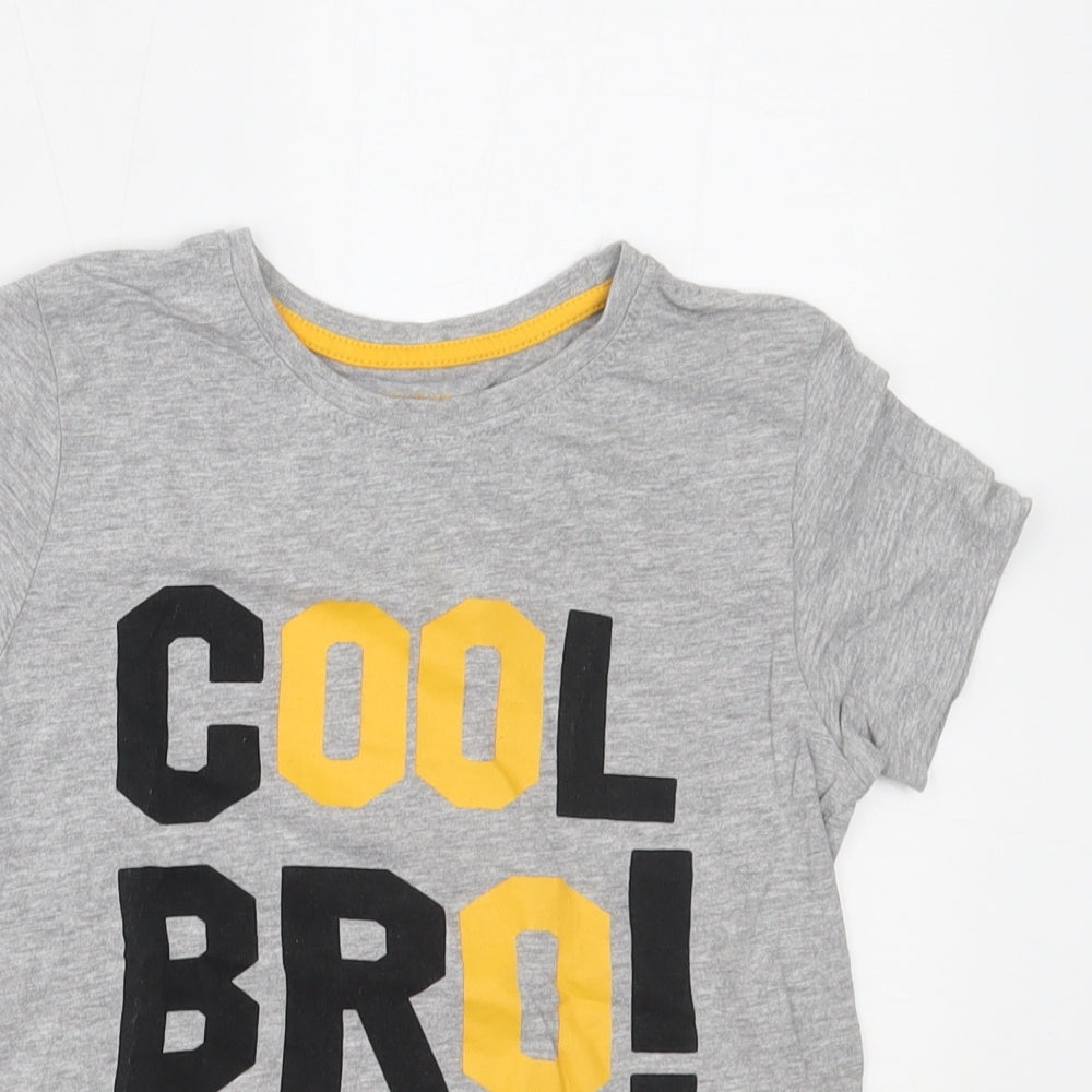 Primark Boys Grey   Basic T-Shirt Size 6-7 Years