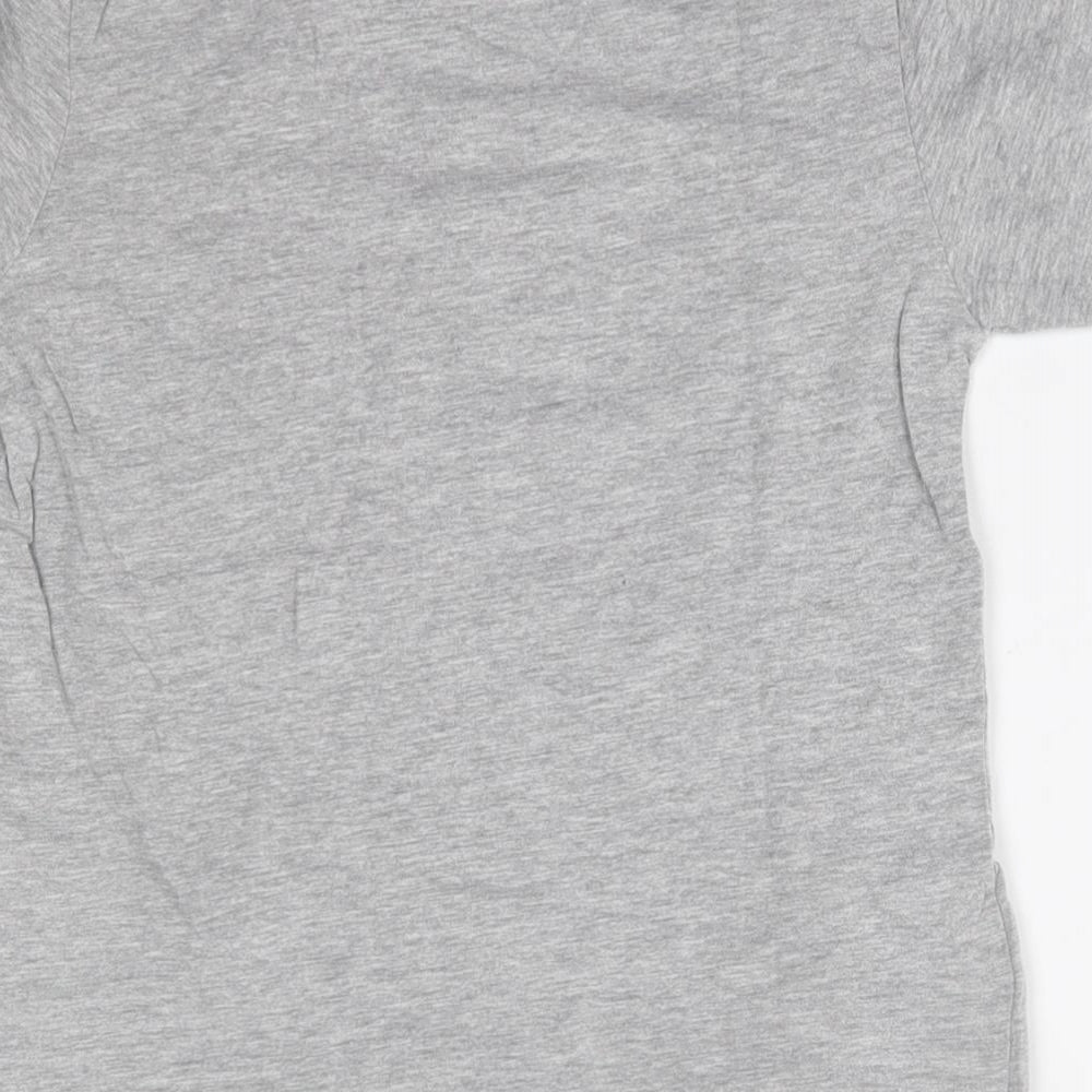 Primark Boys Grey   Basic T-Shirt Size 6-7 Years