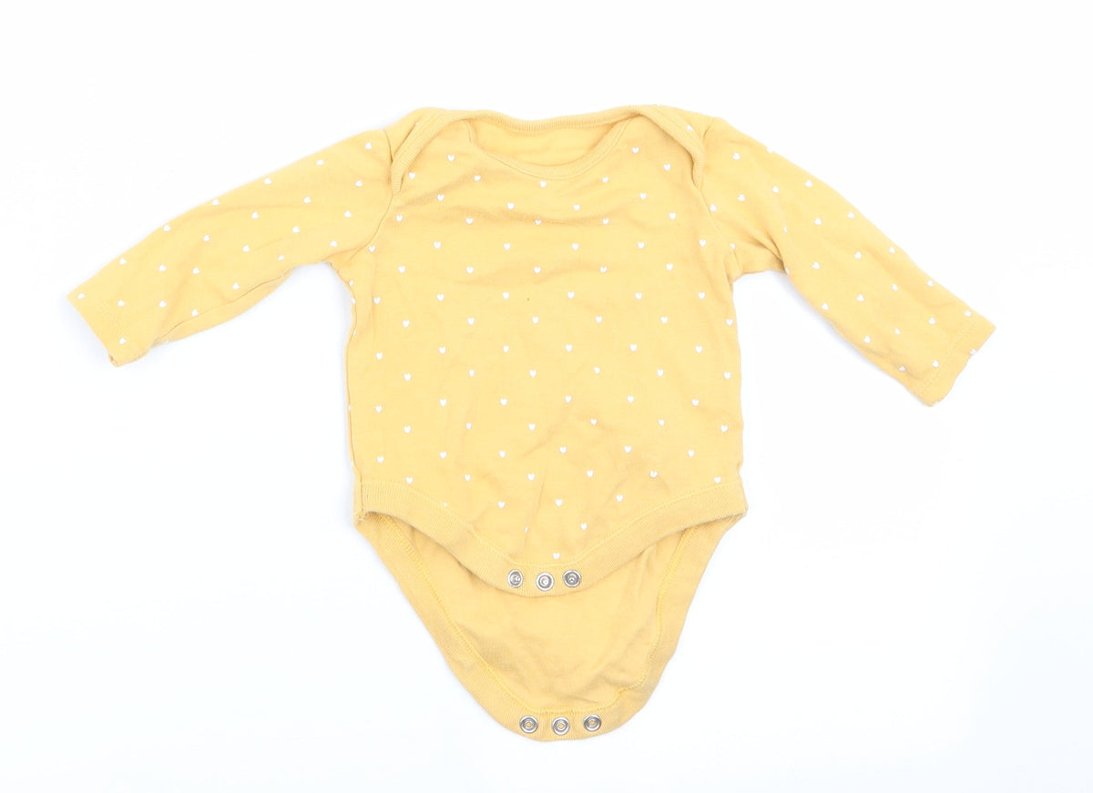 F&F Girls Yellow   Romper One-Piece Size 0-3 Months  - Heart Print