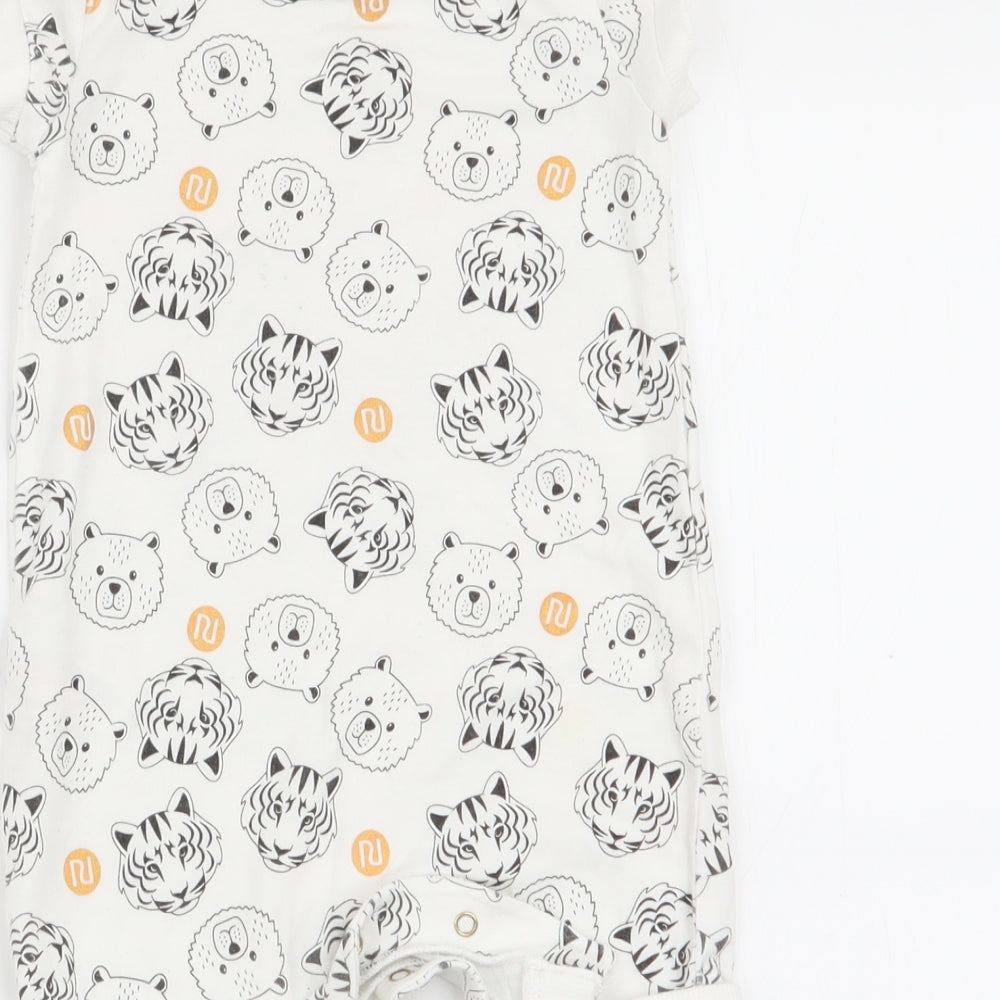 River Island Boys White Animal Print  Babygrow One-Piece Size 0-3 Months