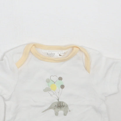 M^co Baby White   Basic T-Shirt Size 0-3 Months