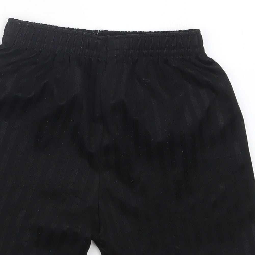 Preworn Boys Black   Bermuda Shorts Size 7-8 Years