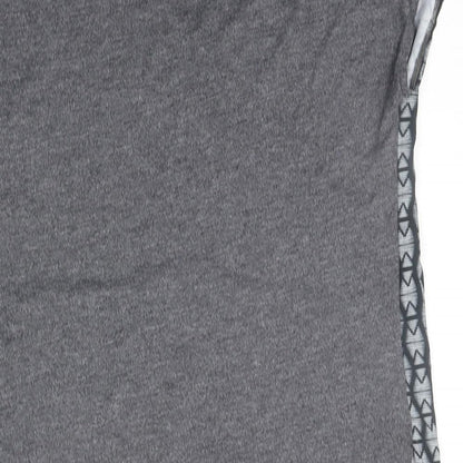 Yessica Womens Grey Geometric  Basic T-Shirt Size S