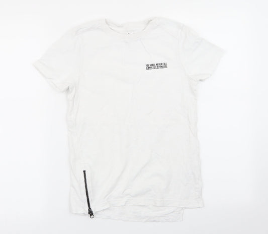 Nutmeg Boys White   Basic T-Shirt Size 9-10 Years