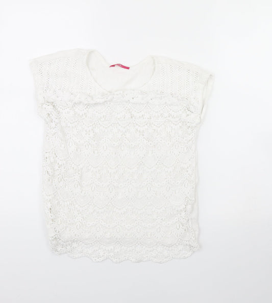 YD Girls White   Basic T-Shirt Size 12 Years