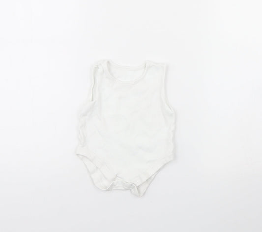 George Baby White   Babygrow One-Piece Size 18 Months
