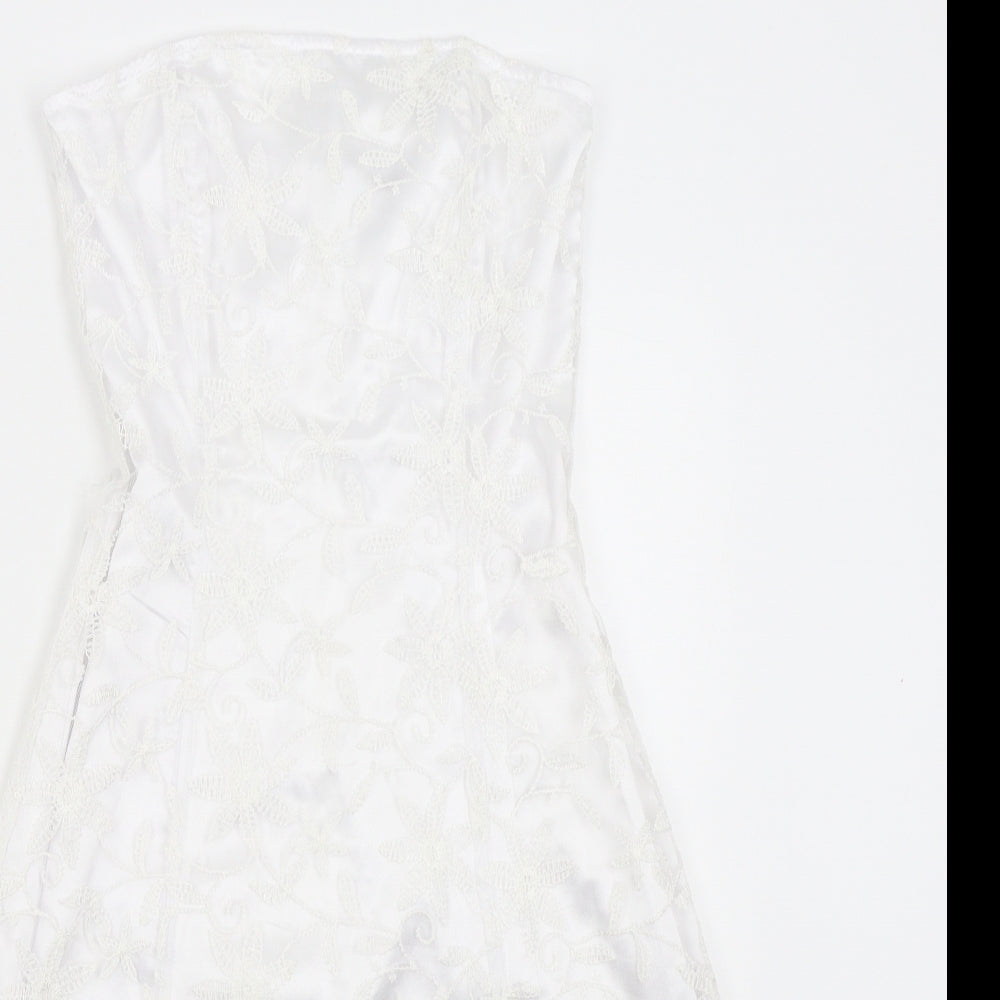 Evita Womens White   Mini  Size 8