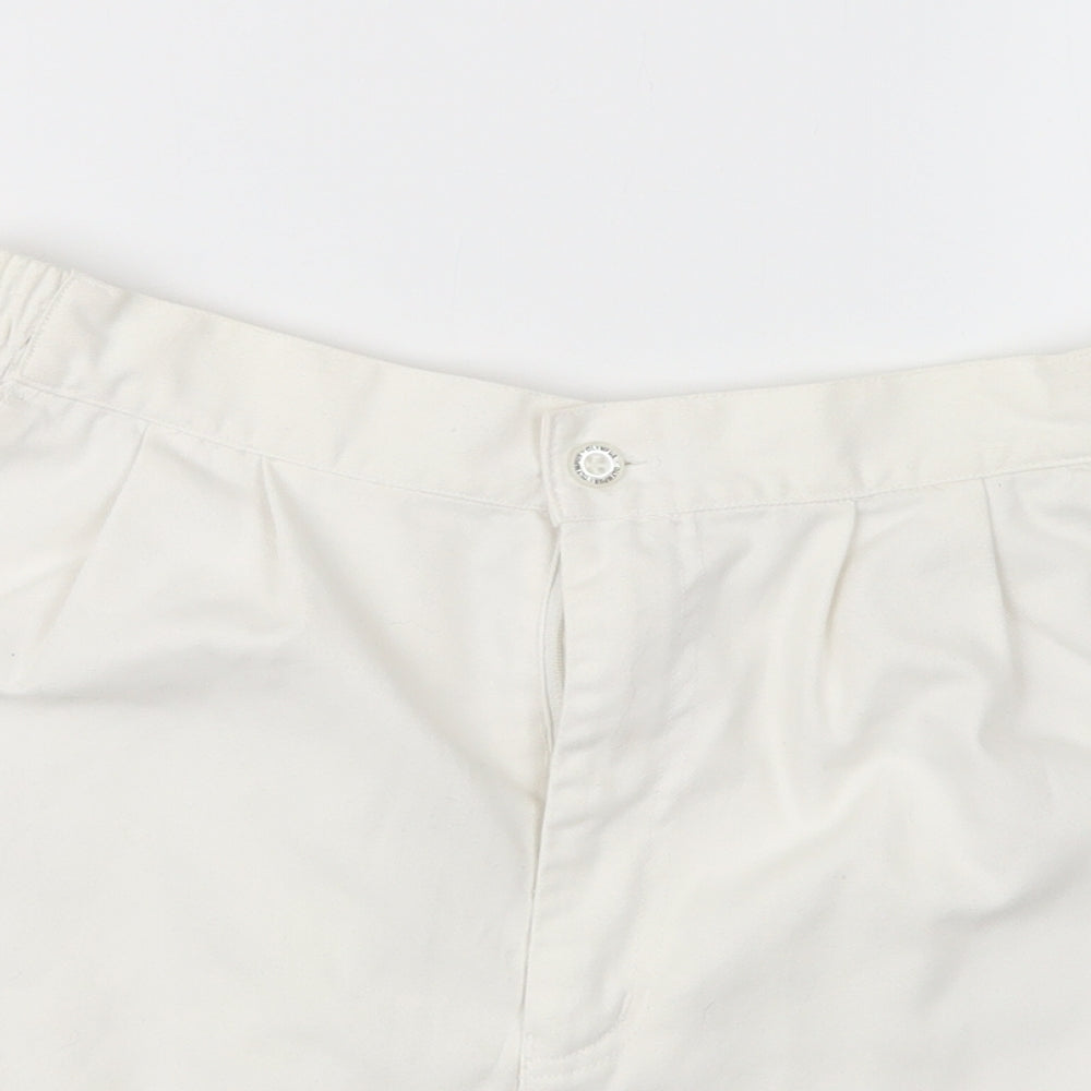 Olympus Womens White   Cargo Shorts Size XL