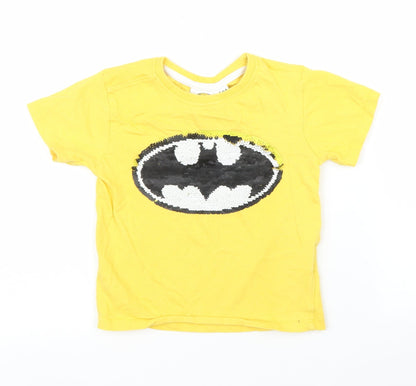 Preloved Batman Boys Yellow   Basic T-Shirt Size 3 Years - Front
