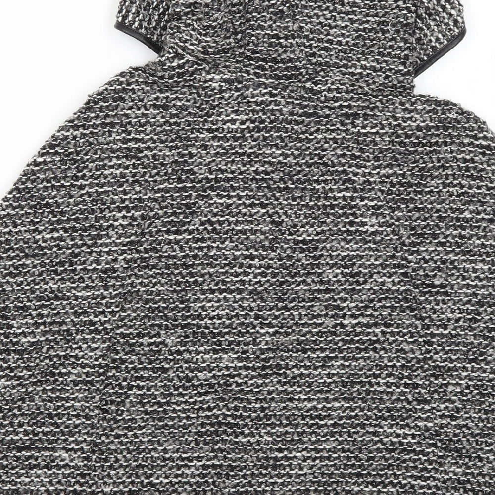 Dunnes  Girls Grey   Pullover Hoodie Size 7 Years
