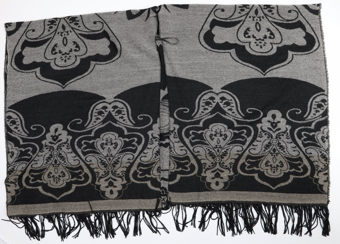 Preworn Womens Black Floral   Shawl/Wrap