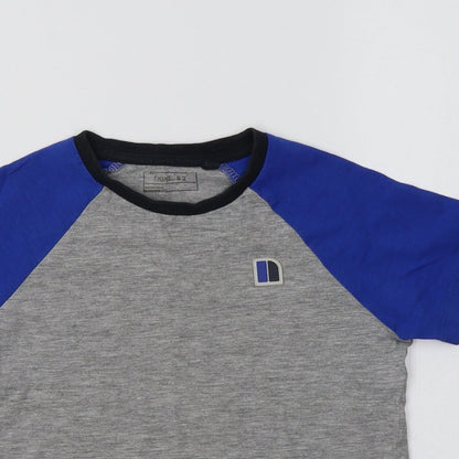 Next Girls Grey Colourblock Cotton Basic T-Shirt Size 5 Years Crew Neck