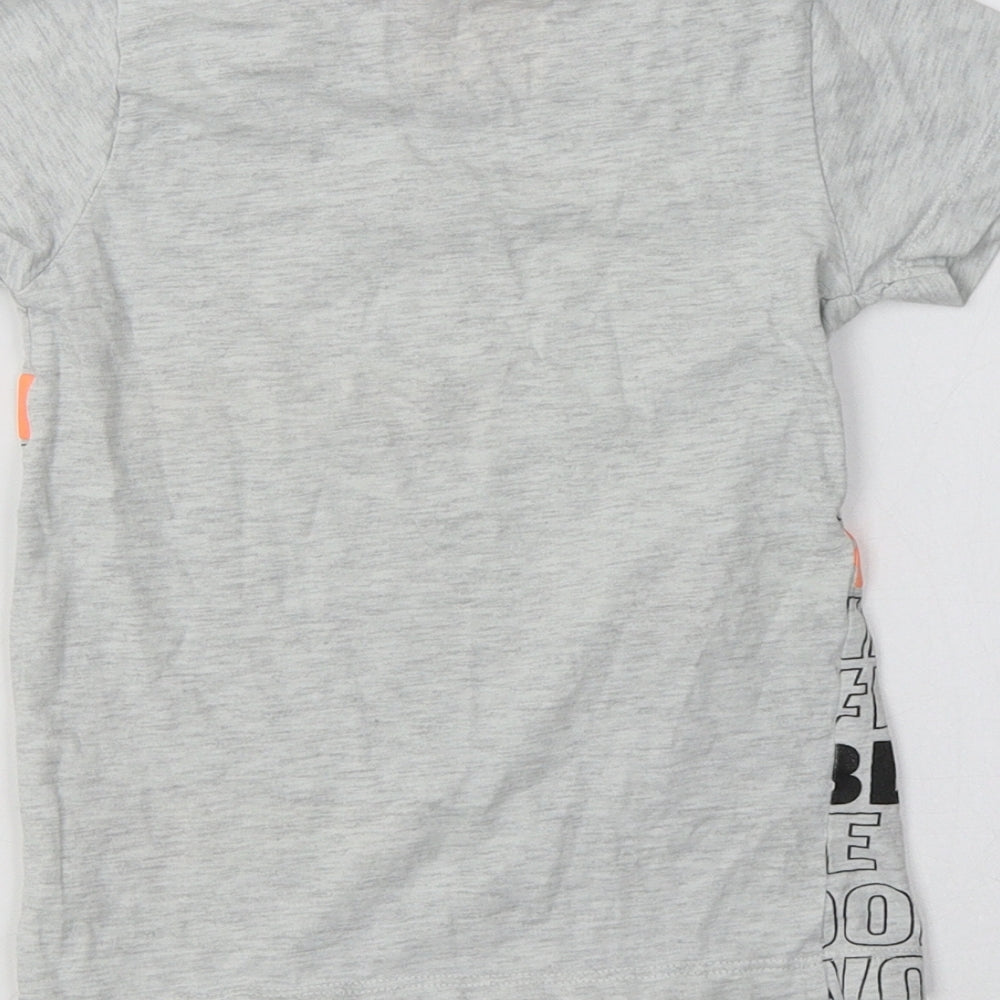 Matalan Boys Grey  Cotton Basic T-Shirt Size 5 Years Crew Neck
