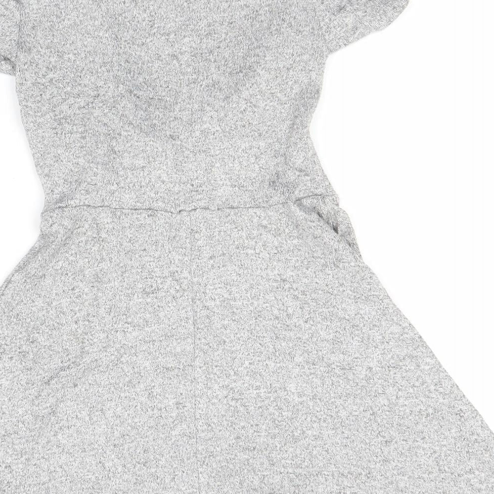 Preworn Girls Silver   A-Line    Round Neck