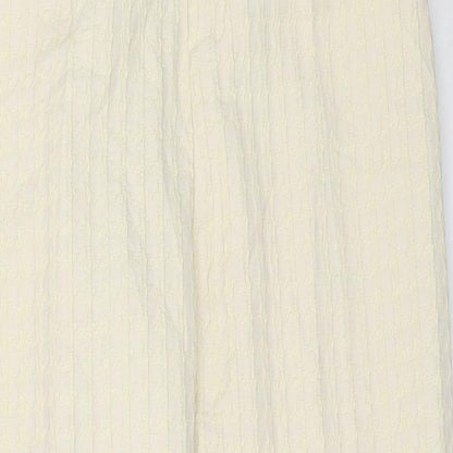 Preworn Womens Ivory  Polyester Capri Trousers Size 28 in L26 in Regular