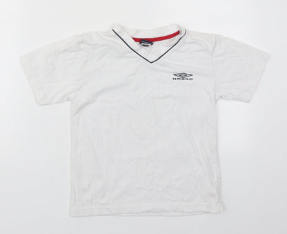 Umbro Boys White  Polyester Basic T-Shirt Size 5-6 Years V-Neck Pullover