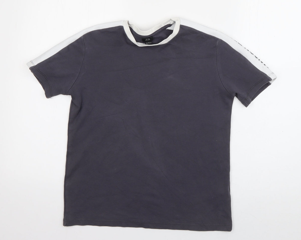 River Island Boys Grey Striped Cotton Basic T-Shirt Size 9-10 Years Roll Neck Pullover