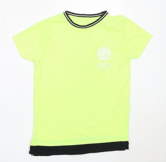 Primark Boys Green  Polyester Basic T-Shirt Size 9-10 Years Round Neck