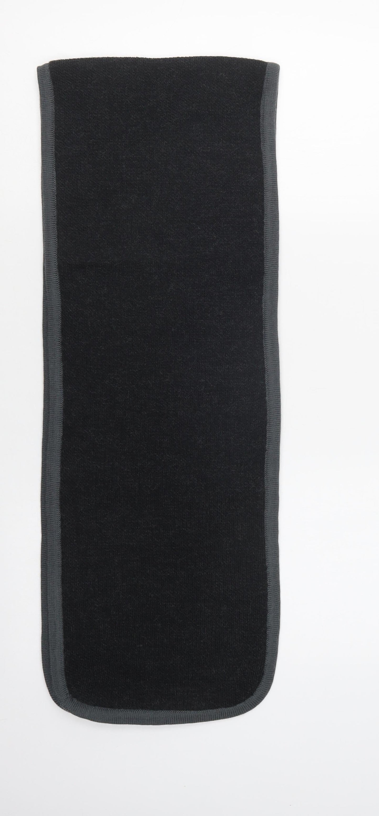 Tailored Image Womens Black  Acrylic  Scarf