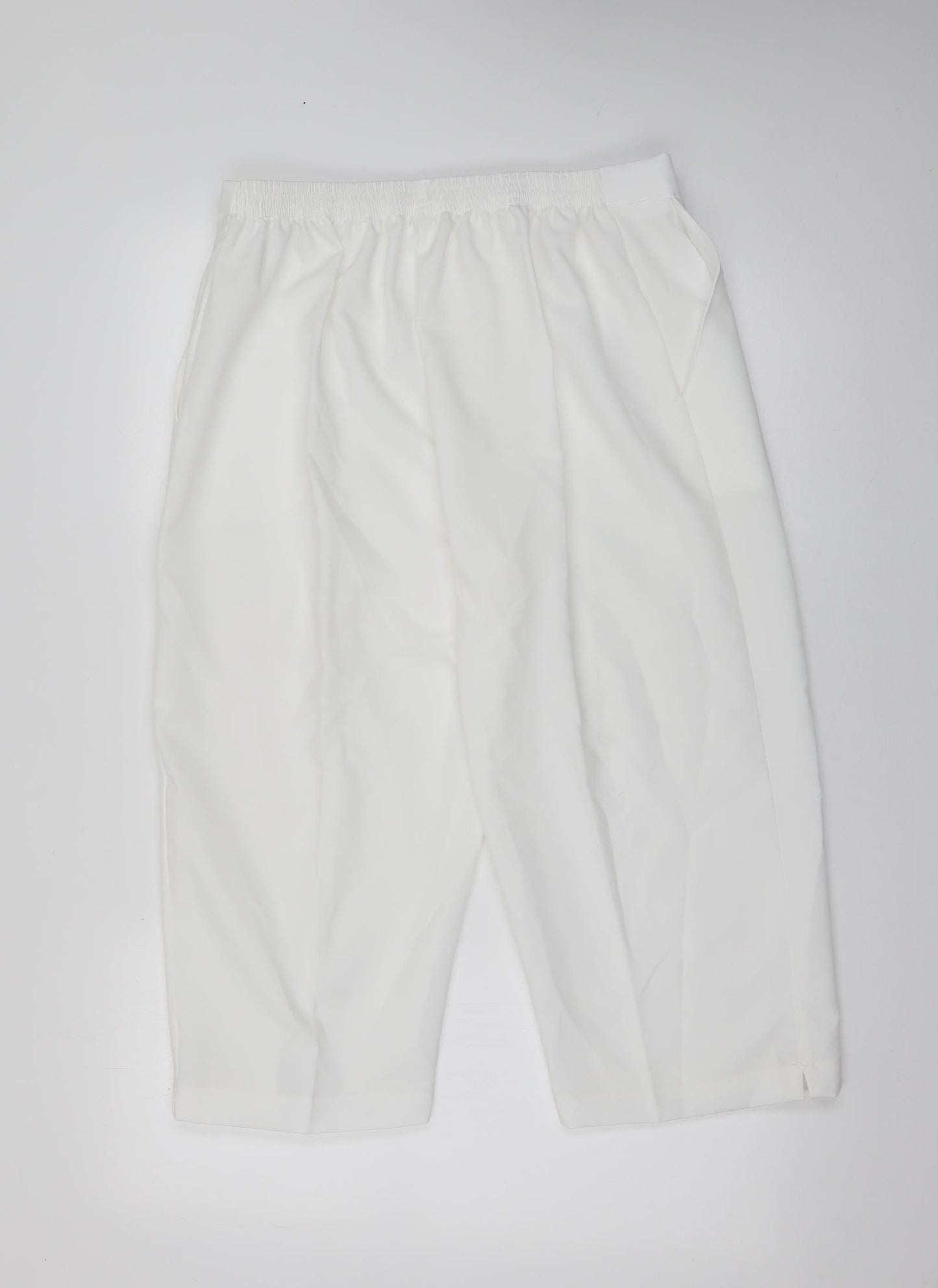 Preworn Womens White  Polyester Trousers  Size 20 L20 in Regular