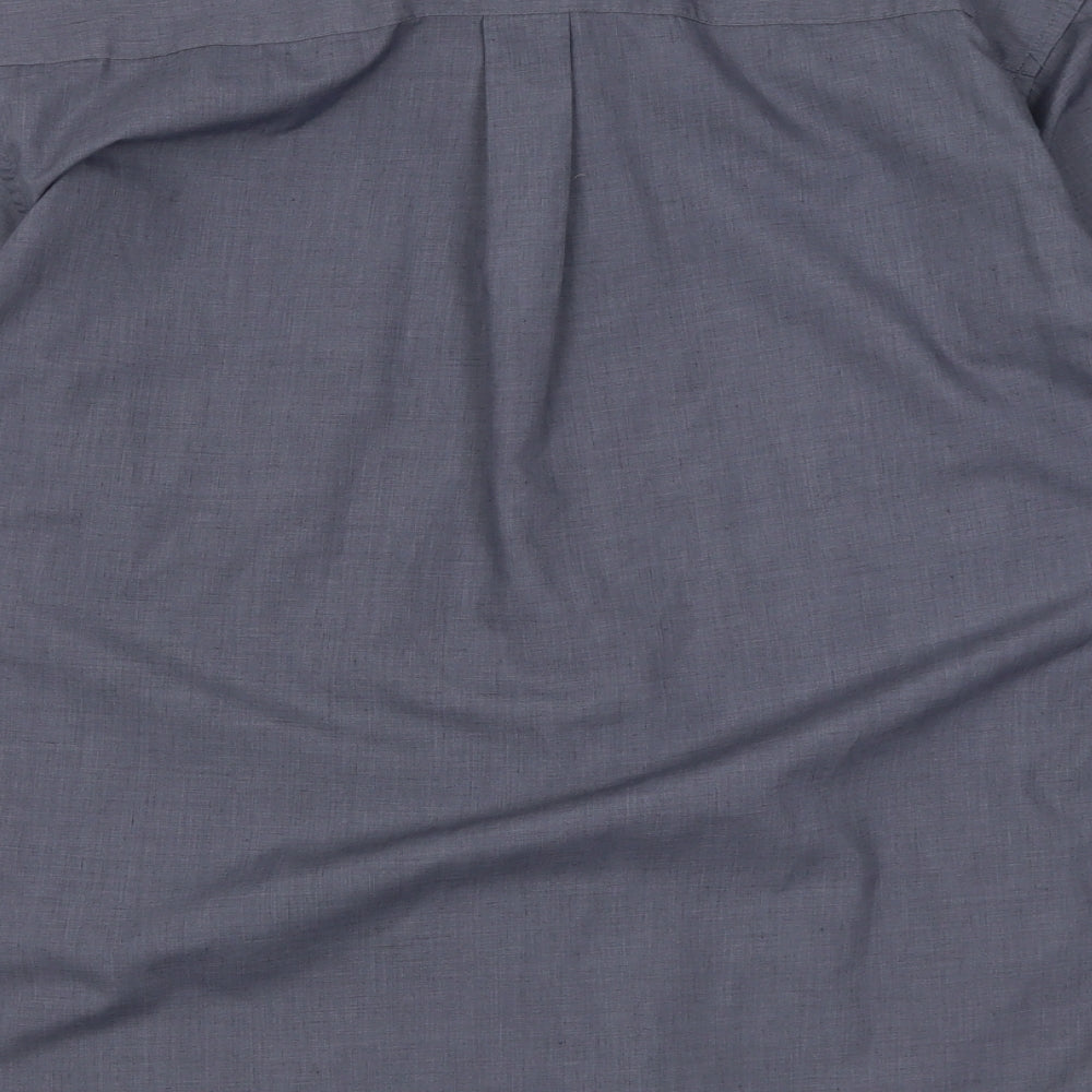 M2M Mens Grey  Polyester  Button-Up Size L Collared Button