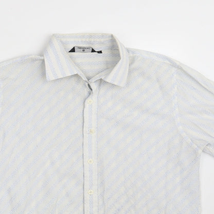 Preloved UrbanSpirit Mens White Striped Polyester  Button-Up Size L Collared Button - Detail