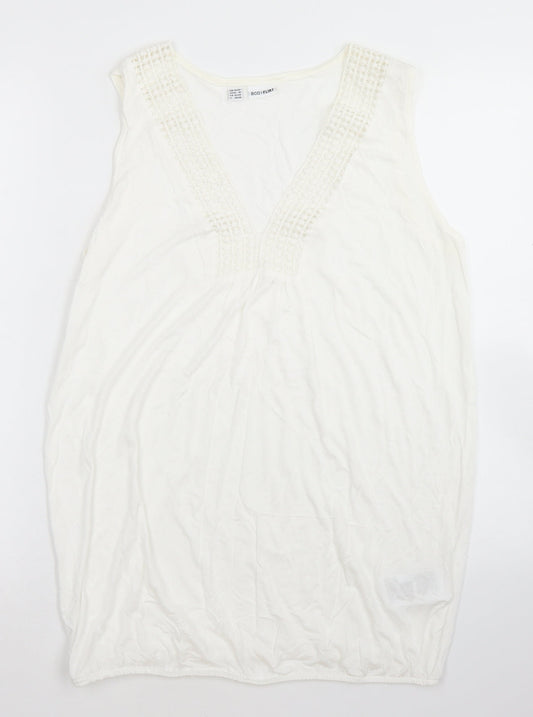 Body Flirt Womens White  Viscose Basic Tank Size M V-Neck