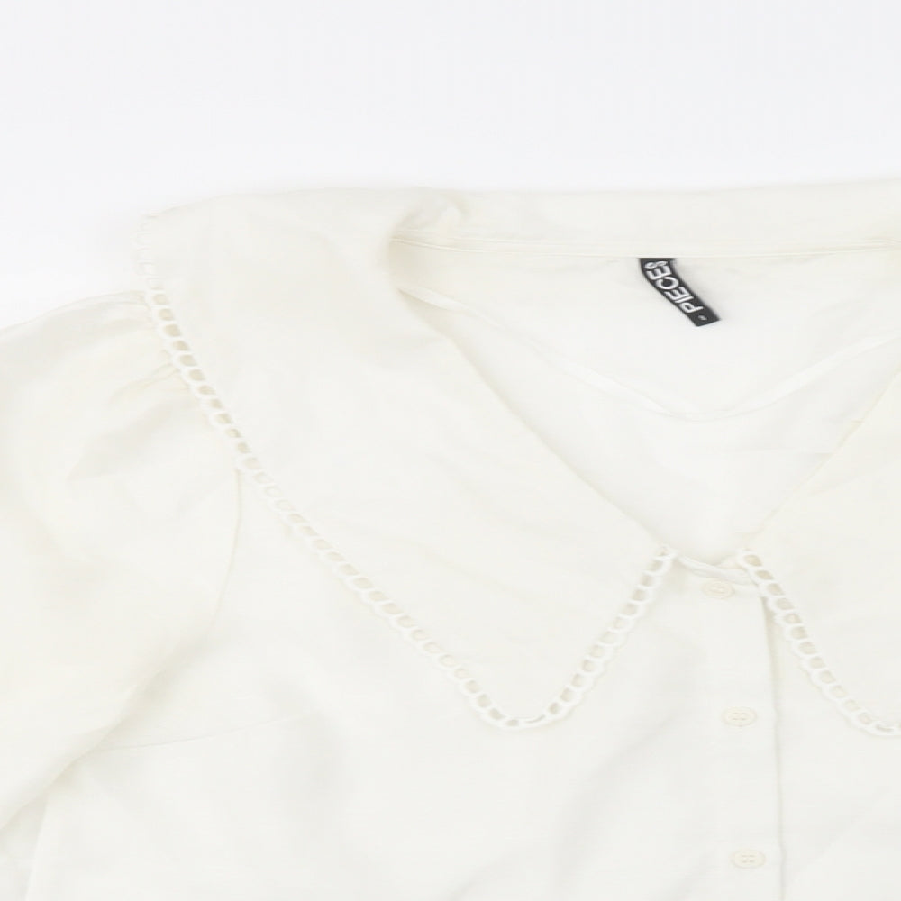 Pieces Womens White  Polyester Basic Button-Up Size S Collared