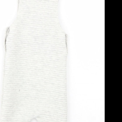 Tu Baby Grey  Polyester Dungaree Outfit/Set Size 3-6 Months  Button - Hedgehog
