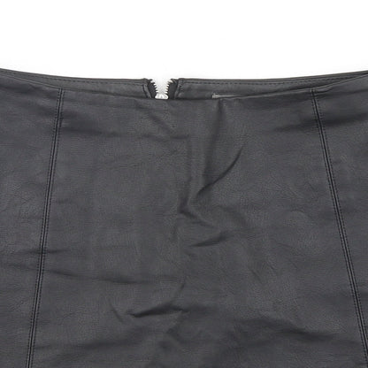 Preloved Primark Womens Black  Polyurethane Mini Skirt Size 6   Zip - Detail