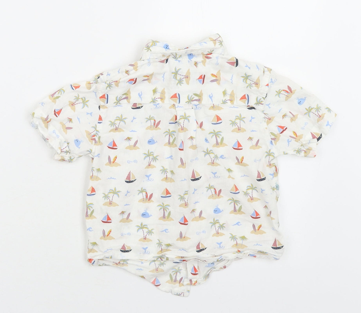buttons & Thread Boys White Geometric Cotton Basic Button-Up Size 3 Years Collared Button