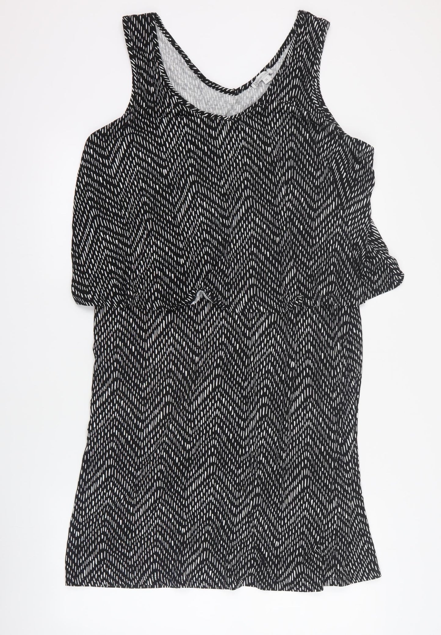 Target Womens Black Geometric Viscose A-Line  Size XL  V-Neck Pullover