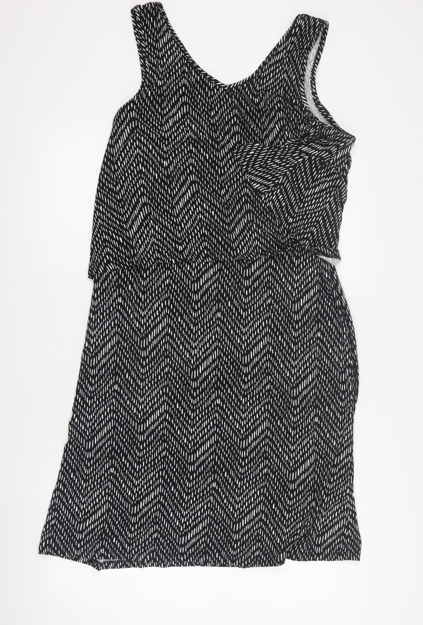 Target Womens Black Geometric Viscose A-Line  Size XL  V-Neck Pullover