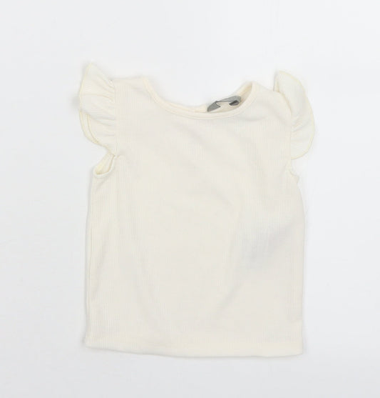 Primark Girls White  Polyester Basic T-Shirt Size 6-9 Months Round Neck