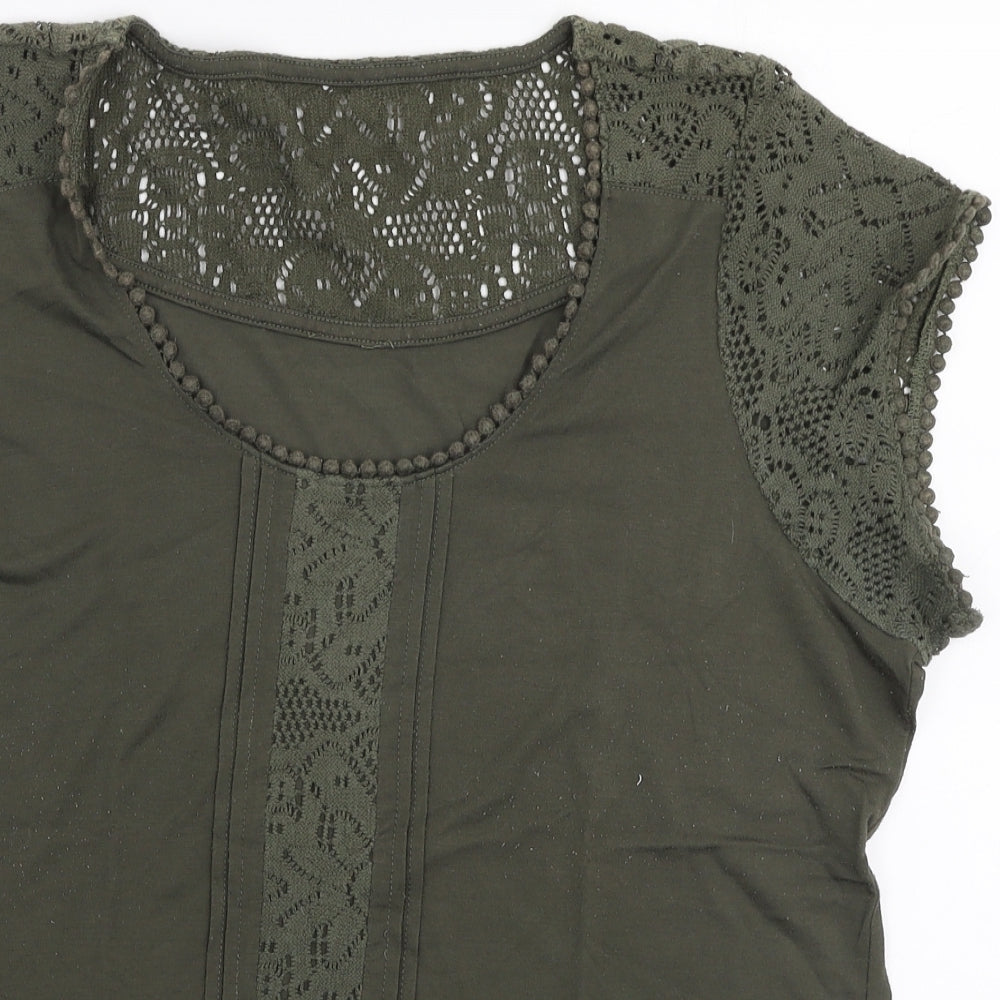 Preworn Womens Green  Polyester Jersey T-Shirt Size M Round Neck