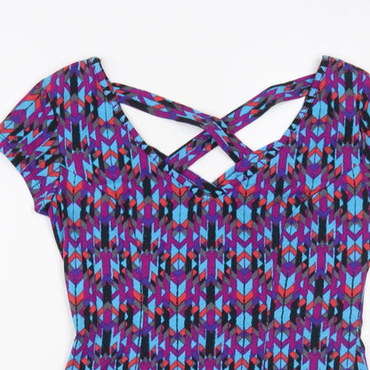 Preloved No Boundaries Womens Multicoloured Geometric Cotton Basic T-Shirt Size S V-Neck - Detail