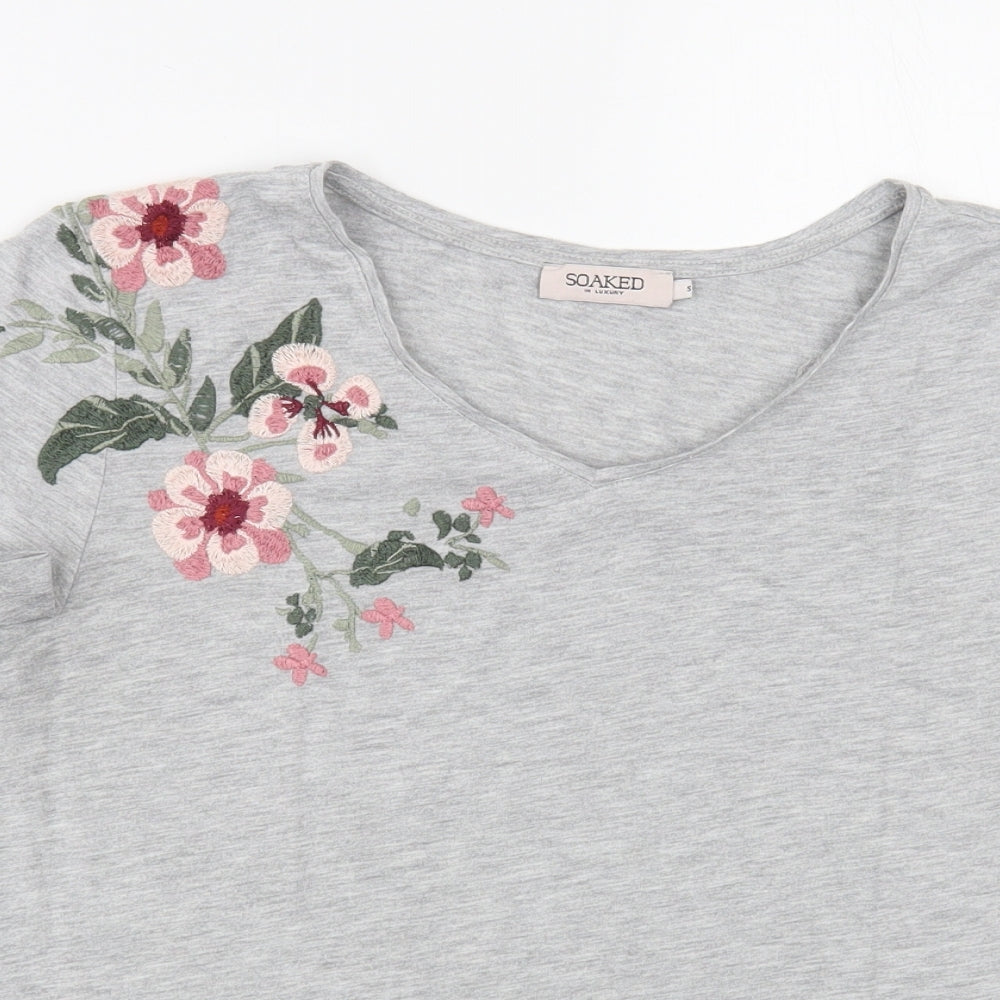 Soaked in Luxury Womens Grey  Polyester Basic T-Shirt Size S V-Neck