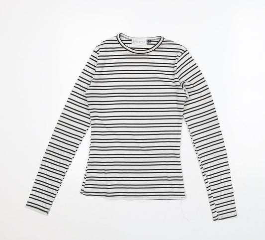 In the Style Womens White Striped Polyester Basic T-Shirt Size 6 Crew Neck