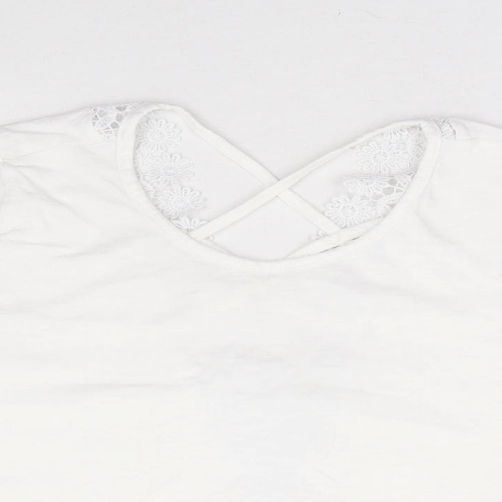 Preworn Womens White Polyester Cropped T-Shirt Size XS Scoop Neck - Cross Back