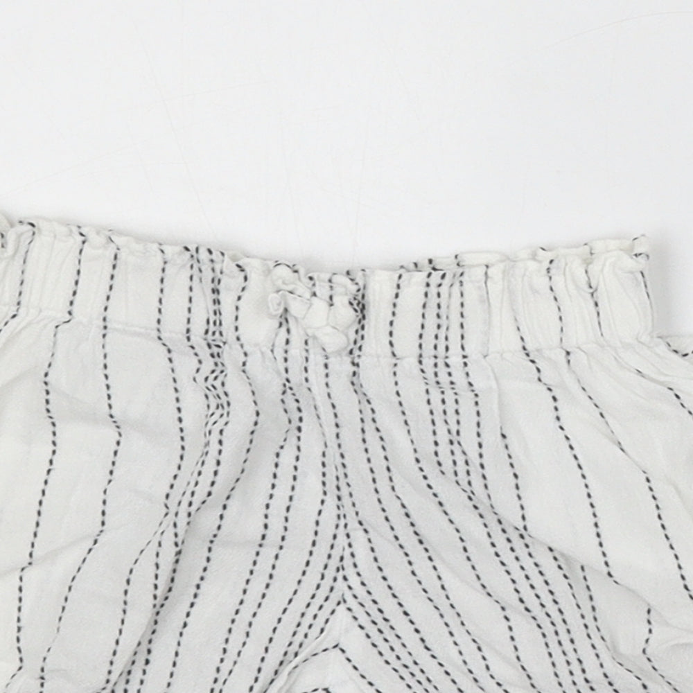 F&F Girls White Striped Viscose Cropped Trousers Size 18-24 Months - Shorts