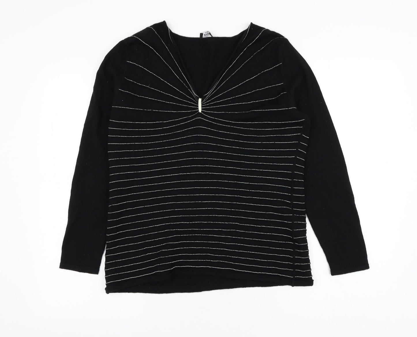 Basler woman's jumper size M.