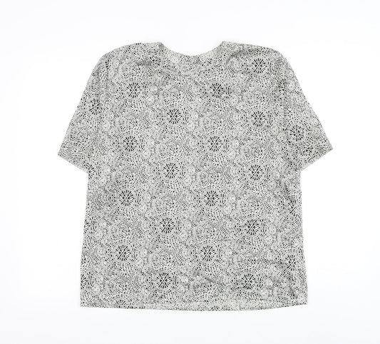 Preworn Womens Grey Geometric Polyester Basic Blouse Size M Round Neck