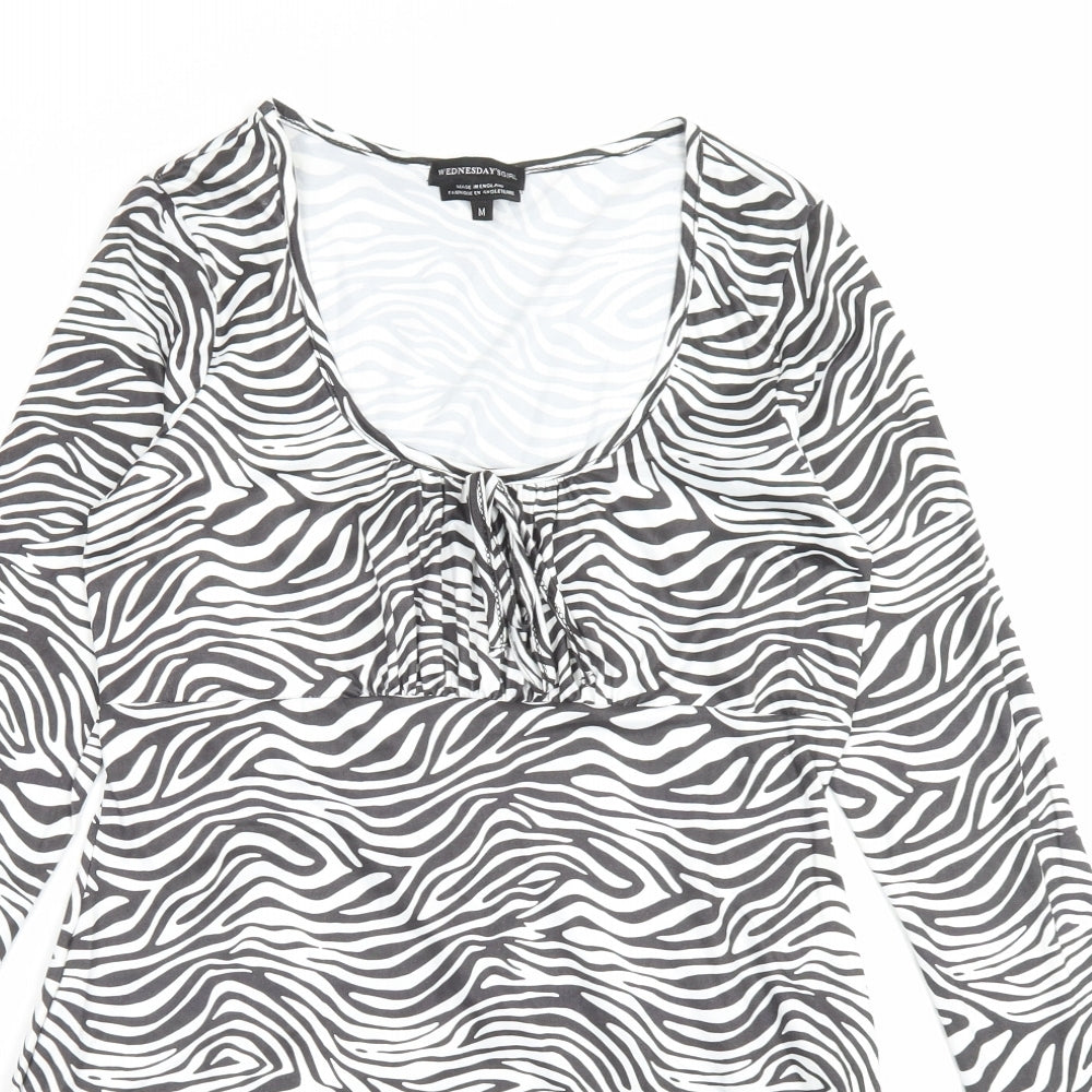 Wednesdays Girl Womens White Animal Print Polyester A-Line Size M Scoop Neck Pullover
