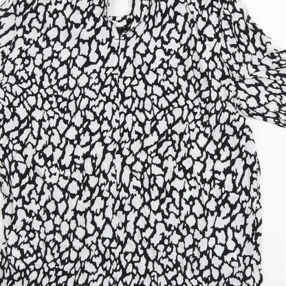 Marks & Spencer Womens Black Geometric Viscose Basic Blouse Size 6 Round Neck