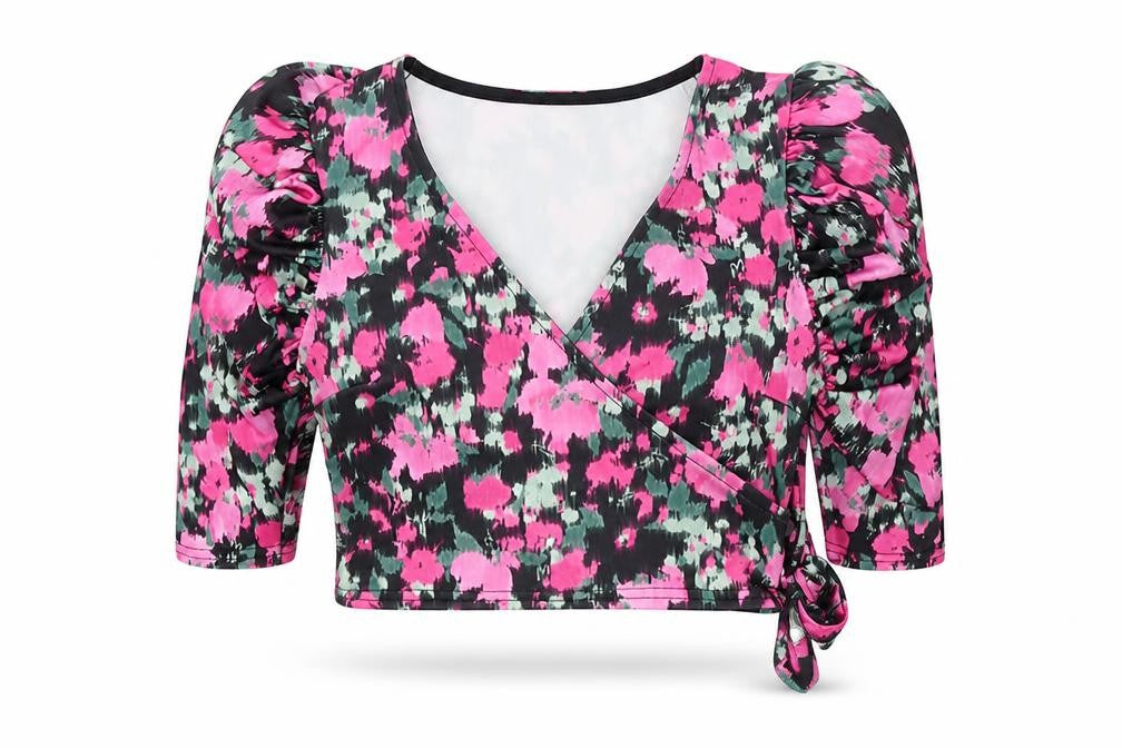 Urban Bliss Womens Black Geometric Polyester Cropped Blouse Size 8 V-Neck