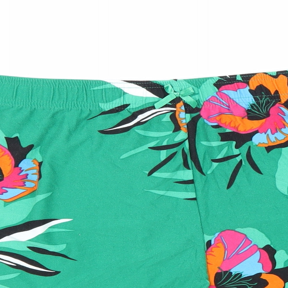 Love the Lounge Womens Green Geometric Viscose Cut-Off Shorts Size XL L3 in Regular