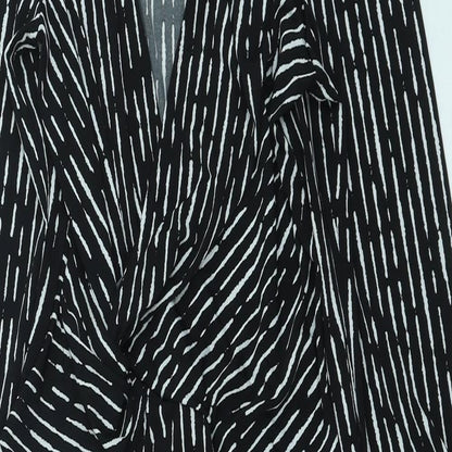 Nutmeg Womens Black Geometric Polyester A-Line Size 10 V-Neck Pullover