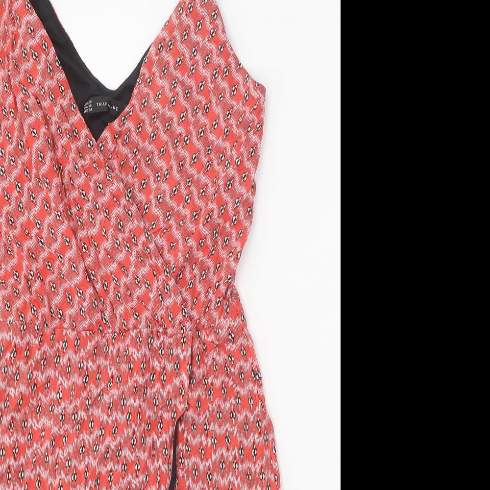 Trafaluc Womens Red Geometric Viscose Mini Size XS V-Neck Pullover